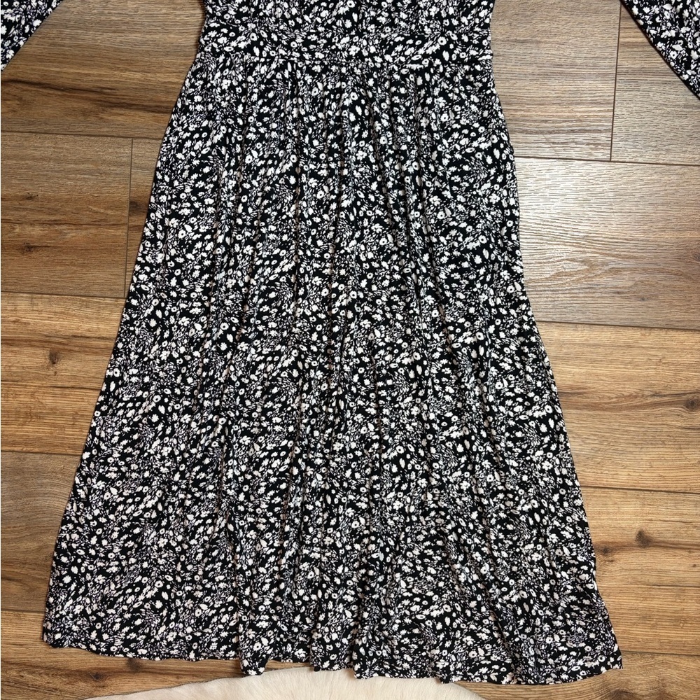 Boden Evelyn Jersey Midi long sleeve Dress Black, Floral Cascade print - Picture 4 of 10